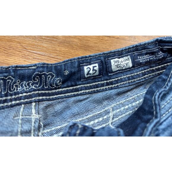 Miss Me JE534OHG Shorts Low Rise Y2K Stitched Jewels Bling Embroidered SZ 25 EB - Picture 3 of 5